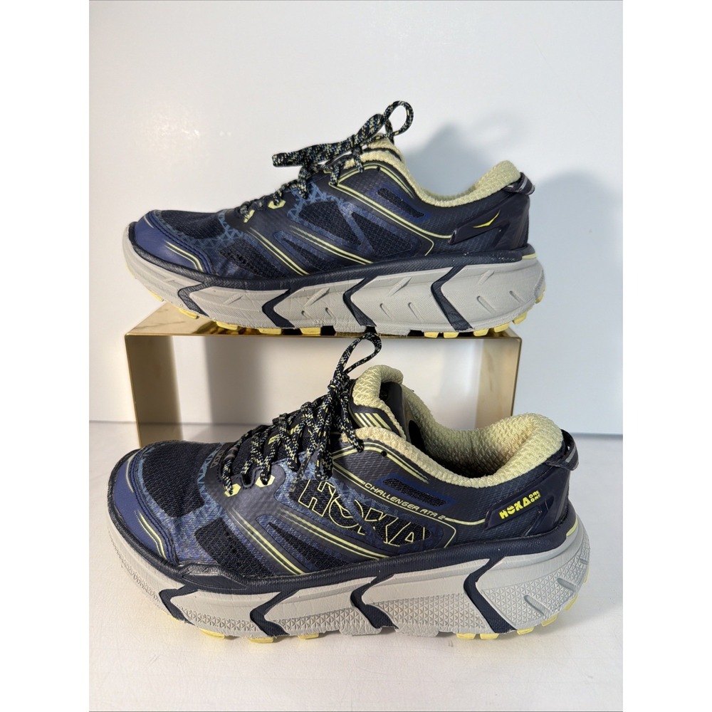 HOKA Challenger ATR 2 Trail Running Shoes 6 Women's Parisian Blue
